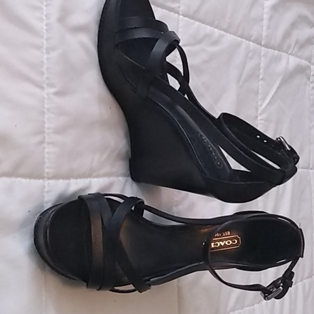 Coach heels - Picture 3 of 4